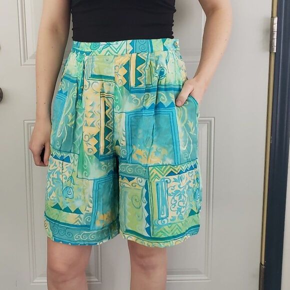Vintage Pants - 90s Funky Rayon Wide Leg Shorts‎